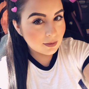 Meet your Posher, Denise